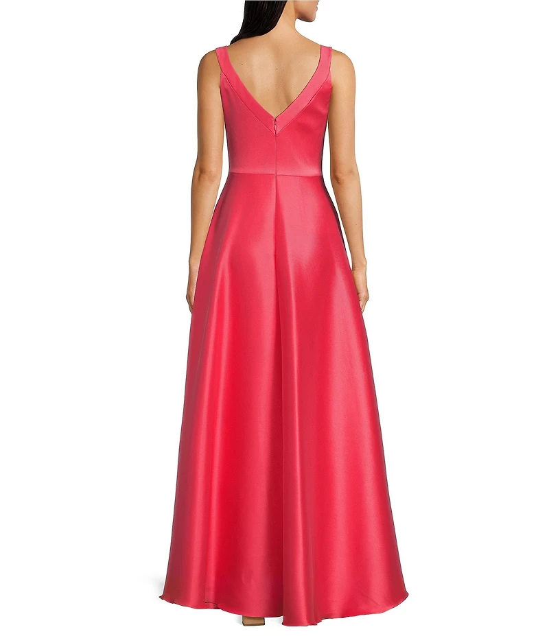 Alex Marie Andreina Stretch Mikado Scoop Neck Sleeveless Gown