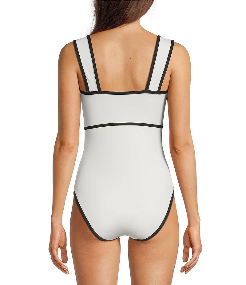 Gibson & Latimer Signature Sculpt Solid Bow Front One Piece Swimsuit