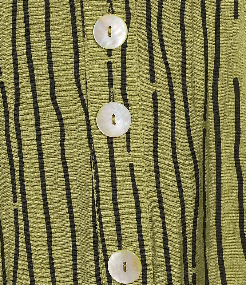 Ali Miles Crinkle Woven Abstract Stripe Wire Collar 3/4 Sleeve Button Front Tunic