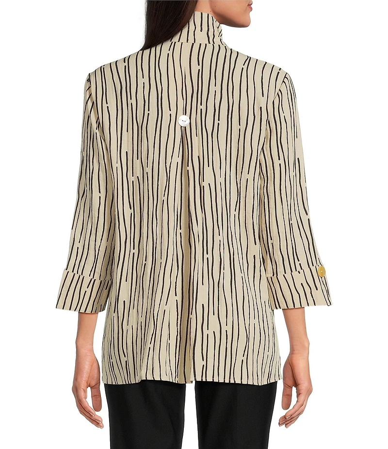 Ali Miles Crinkle Woven Abstract Stripe Wire Collar 3/4 Sleeve Button Front Tunic