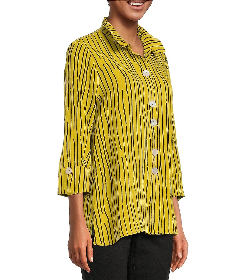 Ali Miles Crinkle Woven Abstract Stripe Wire Collar 3/4 Sleeve Button Front Tunic