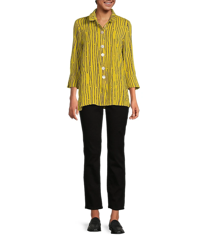 Ali Miles Crinkle Woven Abstract Stripe Wire Collar 3/4 Sleeve Button Front Tunic