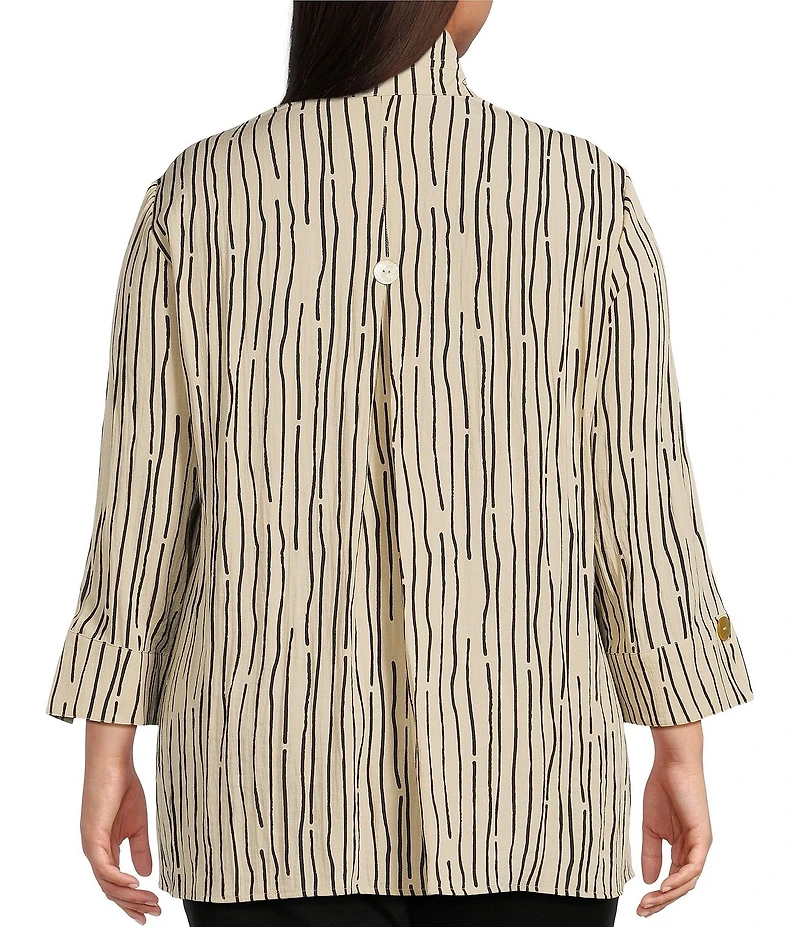 Ali Miles Plus Size Crinkle Woven Abstract Stripe Wire Collar 3/4 Sleeve Button-Front Tunic