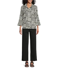 Ali Miles Woven Abstract Print Crinkle Woven Point Neck 3/4 Sleeve Button Front Tunic