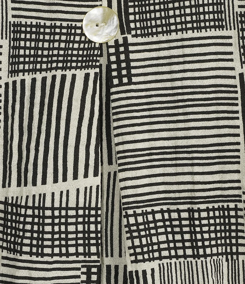 Ali Miles Woven Abstract Print Crinkle Woven Point Neck 3/4 Sleeve Button Front Tunic