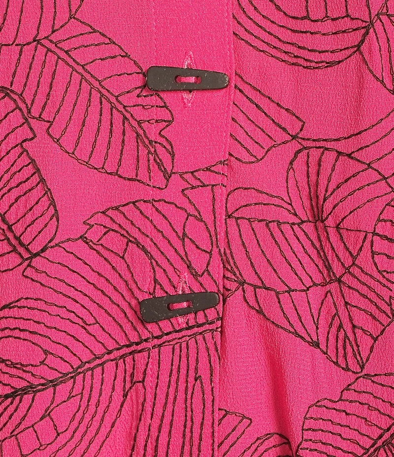 Ali Miles Woven Allover Floral Embroidered Point Collar 3/4 Sleeve Button Front Tunic