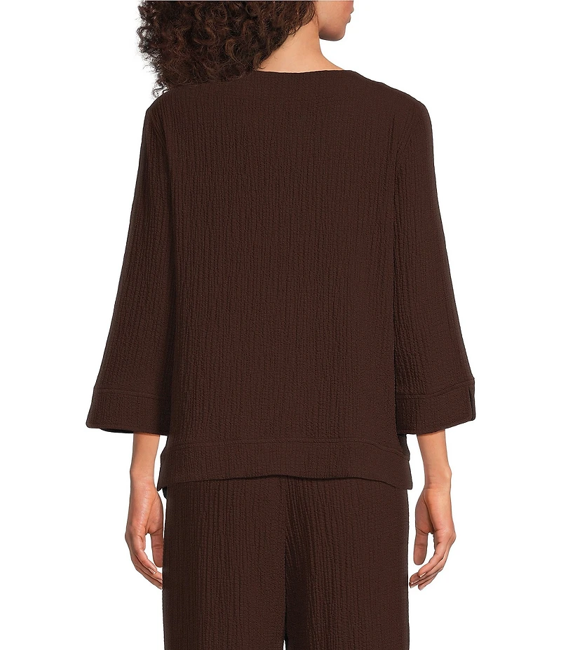 Ali Miles Woven Round Neck 3/4 Sleeve Button Detail Hem Top