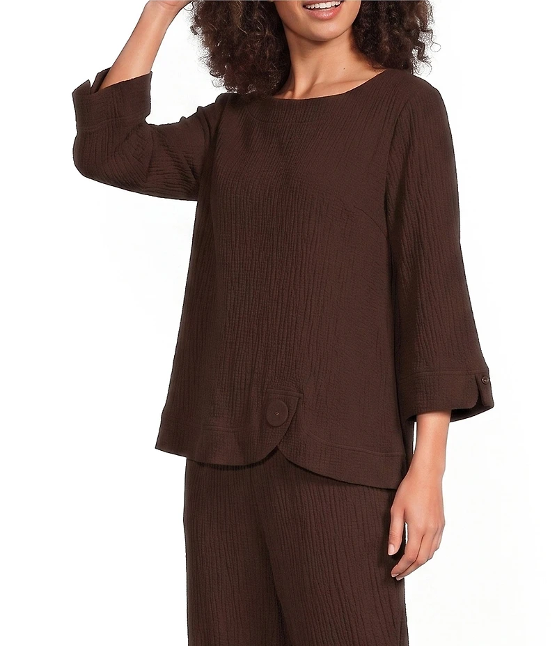Ali Miles Woven Round Neck 3/4 Sleeve Button Detail Hem Top