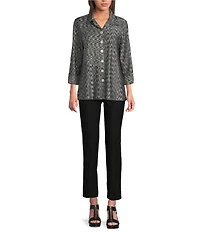 Ali Miles Yarn-Dye Knit Abstract Print Point Collar 3/4 Cuff Sleeve Button Front Tunic