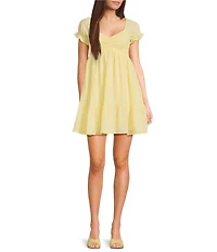 Allison & Kelly Smocked Pinch Front Bodice Puff Sleeve Dress