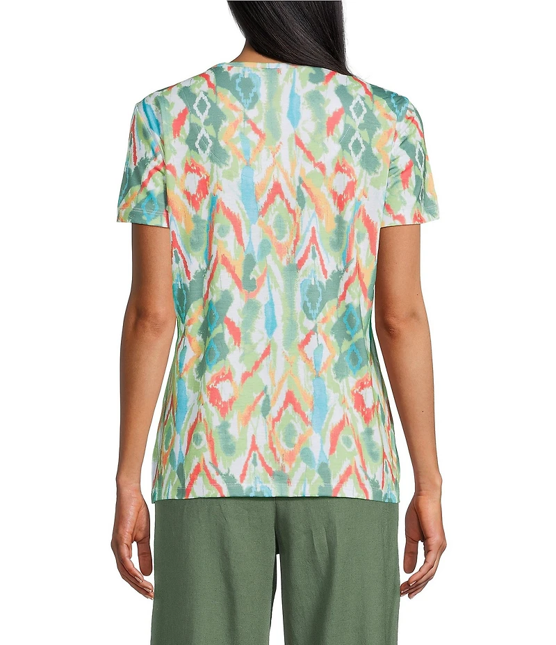 Allison Daley Petite Size Natural Ikat Print Short Sleeve Criss-Cross Keyhole Neck Short Sleeve Jersey Knit Top
