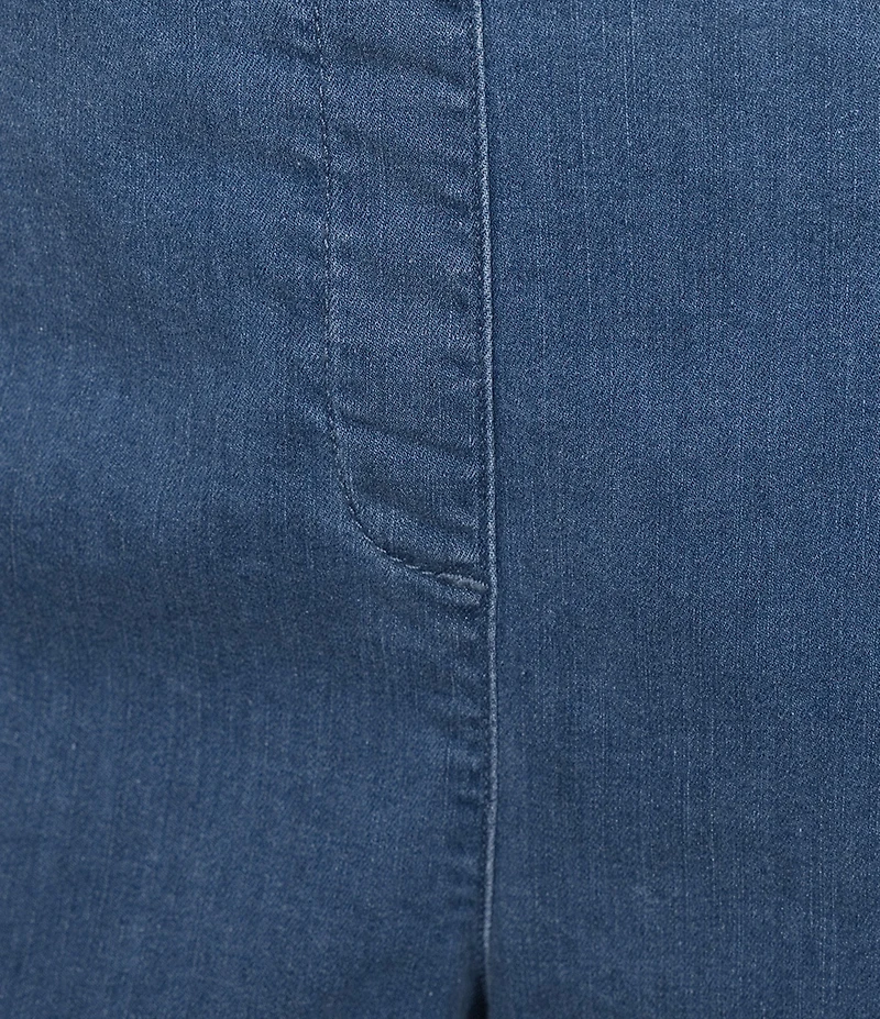 Allison Daley Plus Size Chambray Straight Leg Stretch Denim Elastic Waist Pull-On Jeans