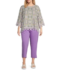 Allison Daley Plus Size Trellis Floral Print 3/4 Sleeve Crew Neck Lace Detail Blouse