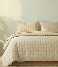 Amity Home Claudia Blocked Quilt