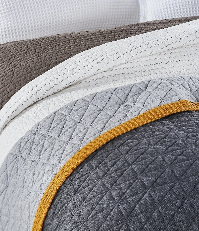 Amity Home Kirk Knitted Reversible Quilt