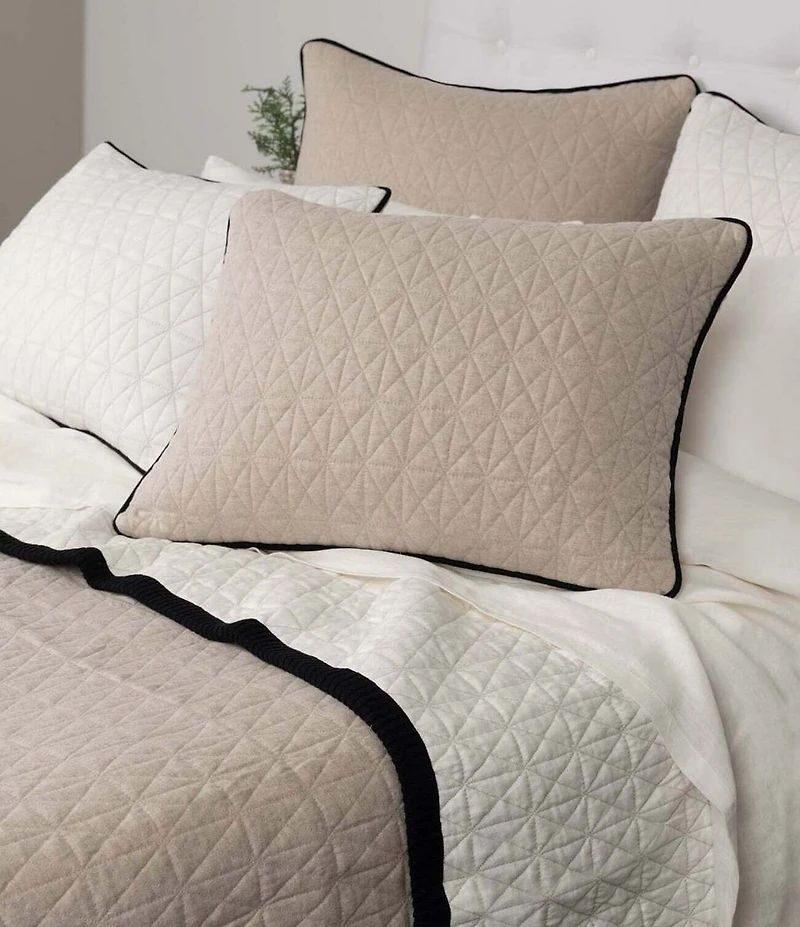Amity Home Kirk Knitted Reversible Quilt
