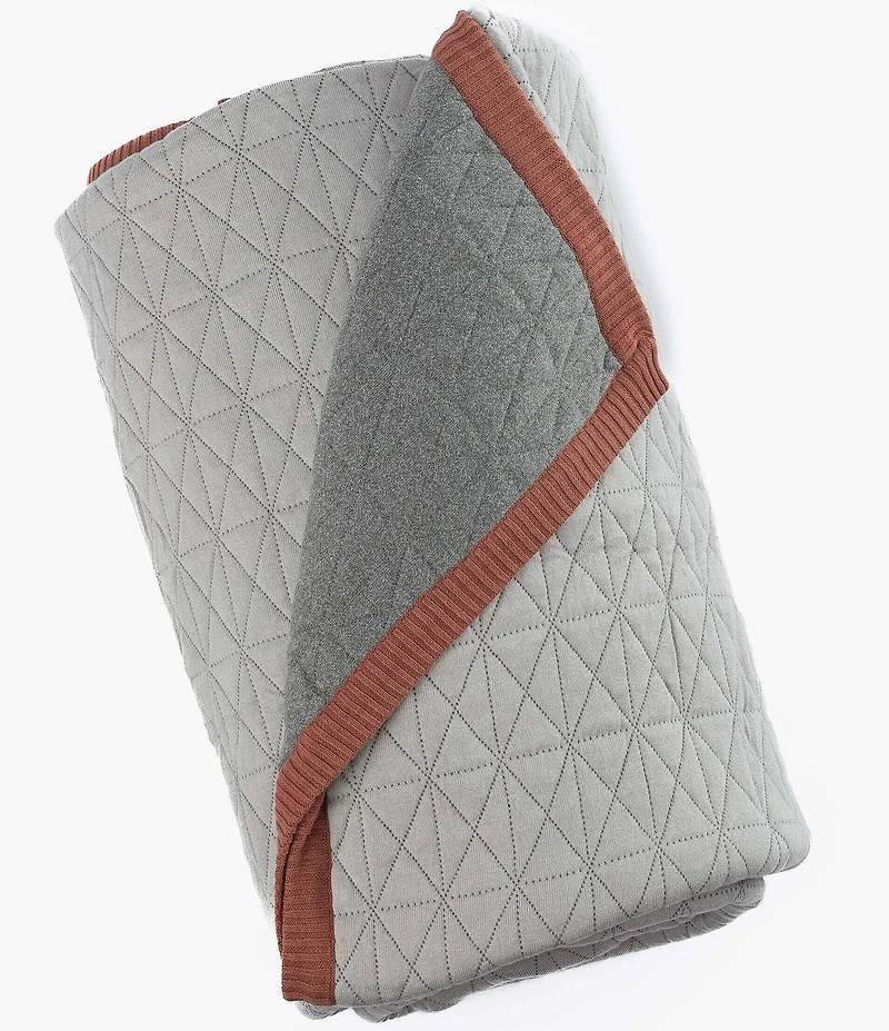 Amity Home Kirk Knitted Reversible Quilt