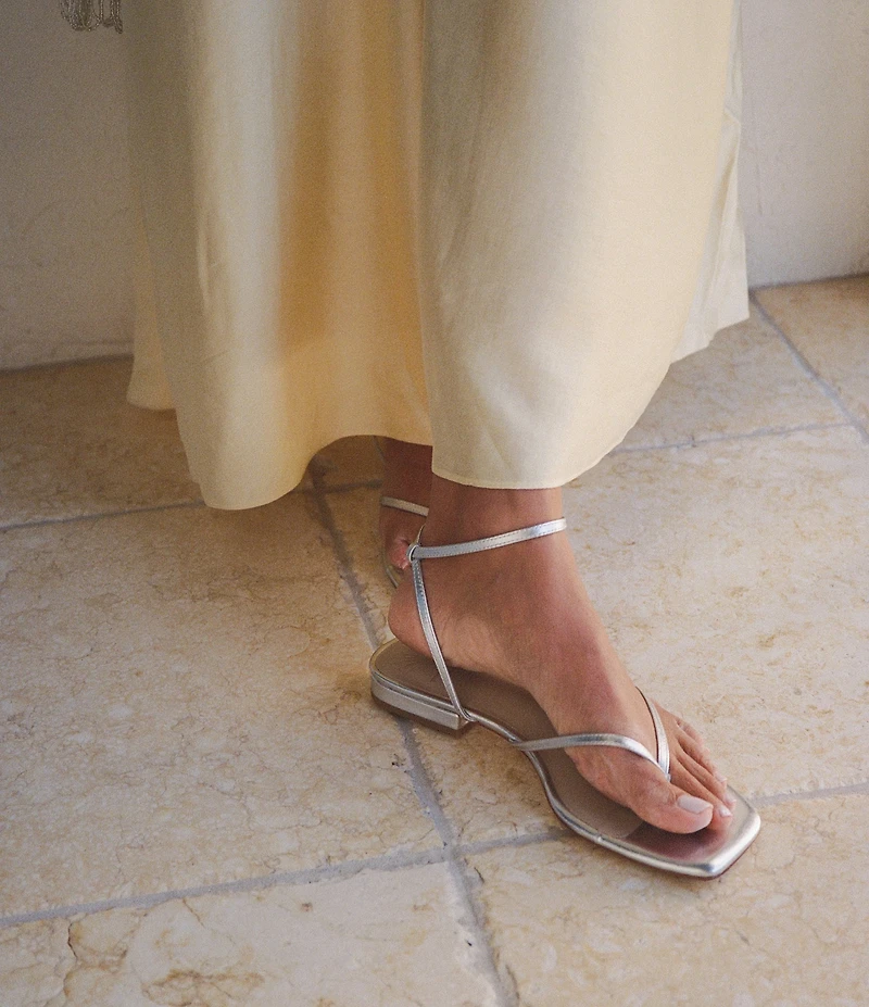 Antonio Melani x Stephanie Covington Mary Leather Ankle Strap Thong Flat Sandals
