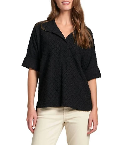 APNY Crinkled Textured Knit V-Neck 3/4 Sleeve Top