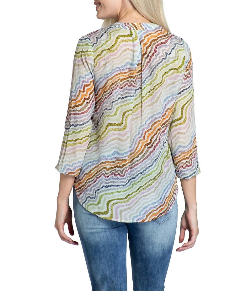 APNY Wavy Diagonal Printed V-Neck 3/4 Sleeve Crossover Top