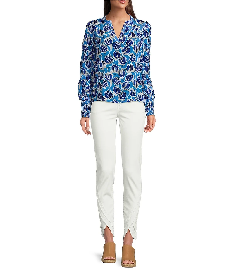 APNY Woven Printed Split V-Neck Long Sleeves Blouse