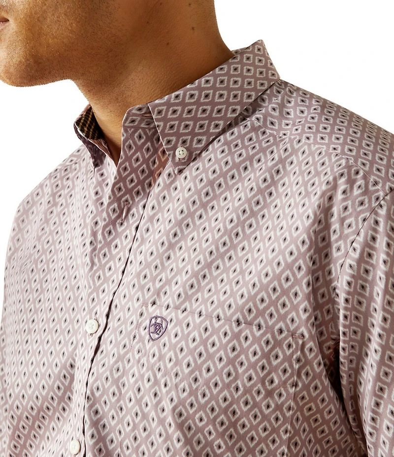 Ariat Classic Fit Rafael Wrinkle Free Short Sleeve Solid Woven Shirt