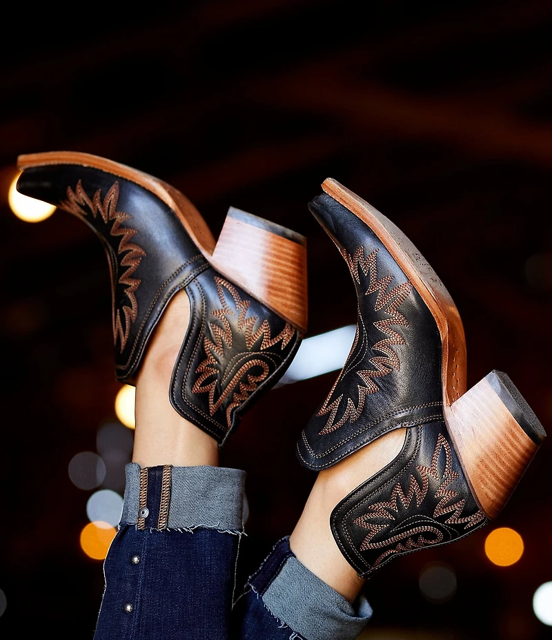 Ariat Women's Dixon Leather Block Heel Western Booties