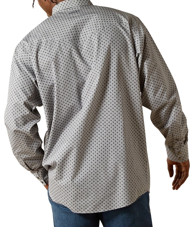 Ariat® Edward Classic Fit Wrinkle Free Long Sleeve Printed Woven Shirt