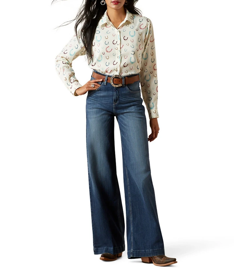 Ariat Western Luck Homestyle Horseshoe Print Point Collar Long Sleeve Button Front Shirt