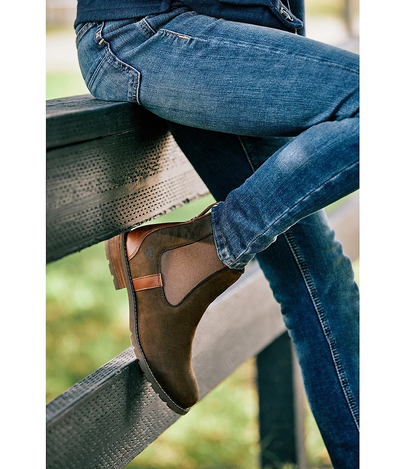 Ariat Women's Wexford Waterproof Leather Lug Sole Chelsea Booties