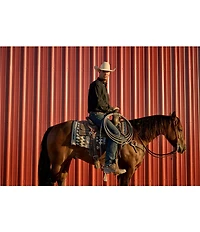 Ariat Wrinkle-Free Solid Long-Sleeve Woven Shirt