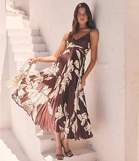 ASTR The Label Clea Floral Print V-Neck Sleeveless Pleated Satin Plisse Maxi Dress