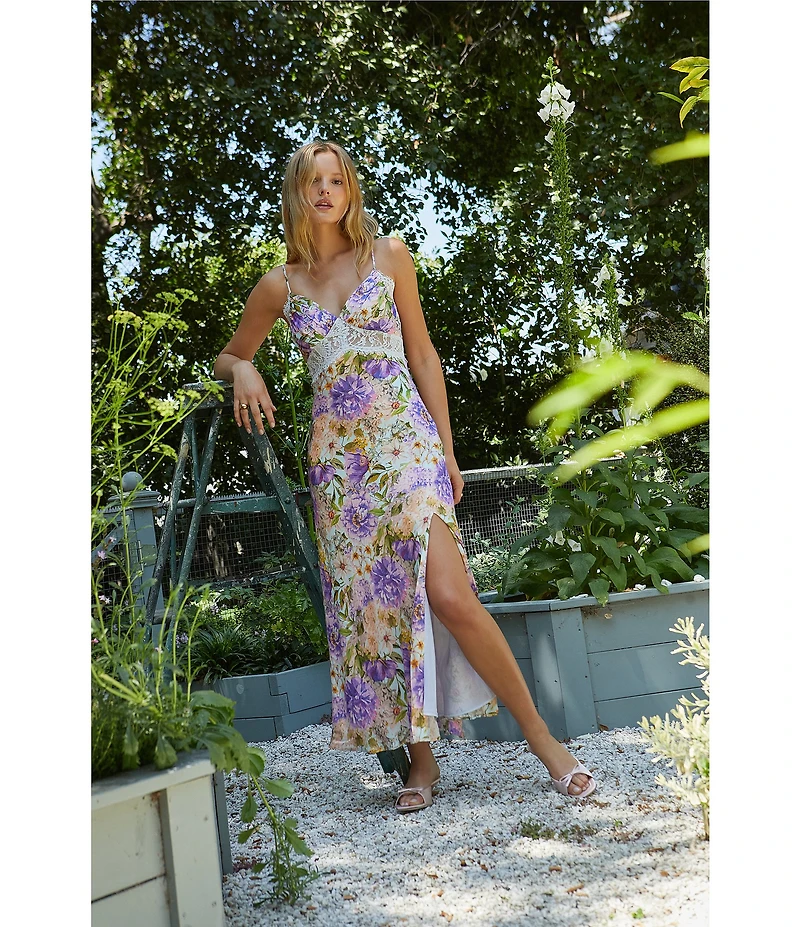 ASTR the Label Ivanna Floral Print V Neck Sleeveless Maxi Slip Dress