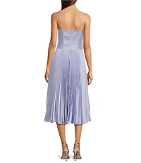 ASTR The Label Shionagh Sweetheart Neck Sleeveless Empire Waist Pleated Midi Dress