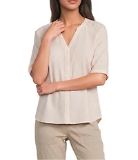 Aventura Cassia Printed Slub Weave Woven Y-Neck Button Front Blouse