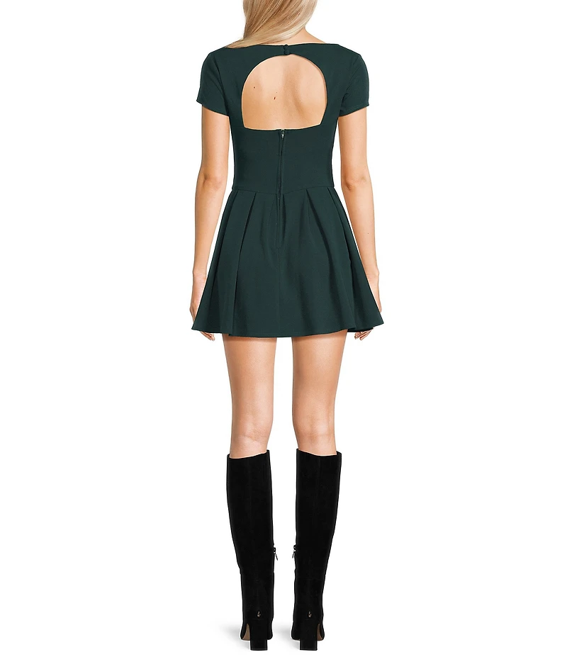 B. Darlin Boat Neck Short Sleeve Drop Waist Dress