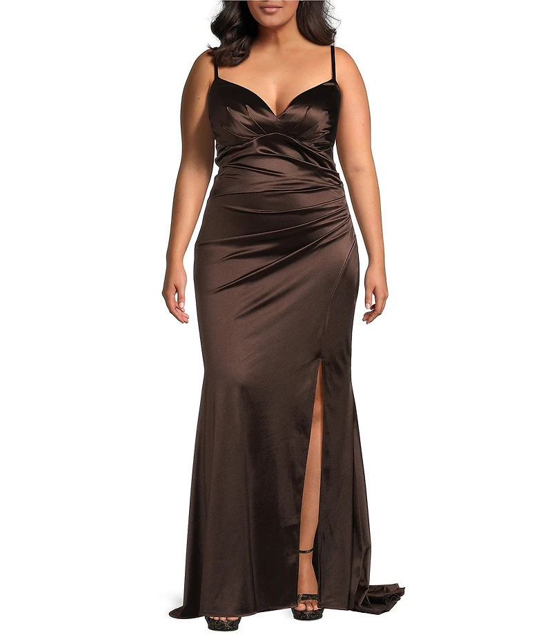 B. Darlin Plus Size Sweetheart Neck Shirred Godet Inset Dress