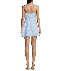 B. Darlin Sleeveless Floral Printed Bustier Bow Back Dress