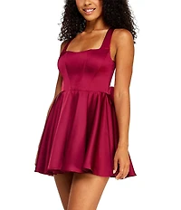 B. Darlin Sweetheart Neck Bow Back Dress