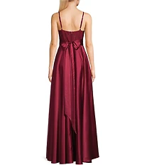 B. Darlin Sweetheart Neck Lace Tie Back A-Line Dress