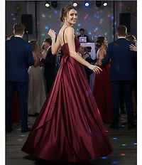 B. Darlin Sweetheart Neck Lace Tie Back A-Line Dress