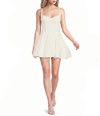 B. Darlin V-Neck Drop Waist Pleated Dress