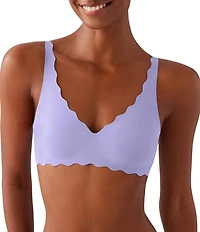 b.tempt'd by Wacoal B.wow'd Wire Free Scalloped V-Neck Convertible Bra