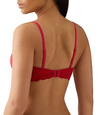 b.tempt'd by Wacoal Feeling Famous Wire Free Push Up Bra