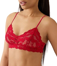 b.tempt'd Wacoal Feeling Famous Lace Bralette