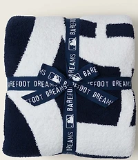 Barefoot Dreams CozyChic® Detroit Tigers™ Oversize Throw