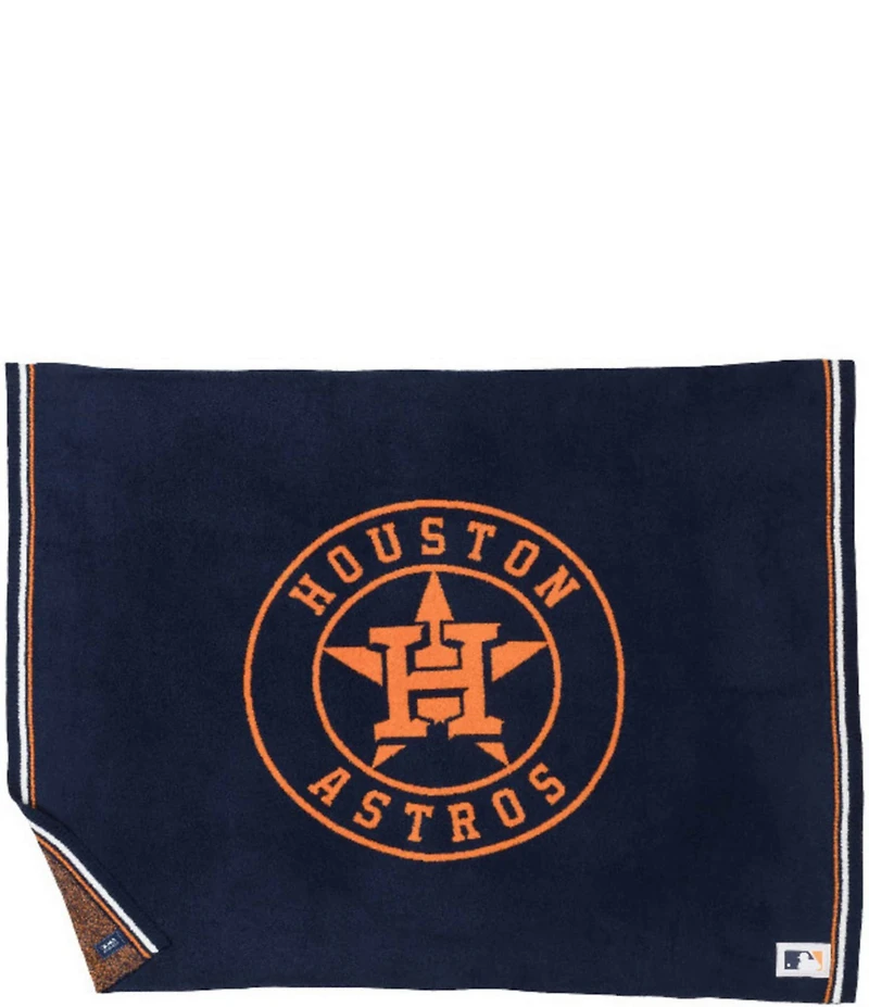 Barefoot Dreams CozyChic® Houston Astros™ Oversize Throw