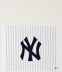 Barefoot Dreams CozyChic® New York Yankees™ Oversize Throw