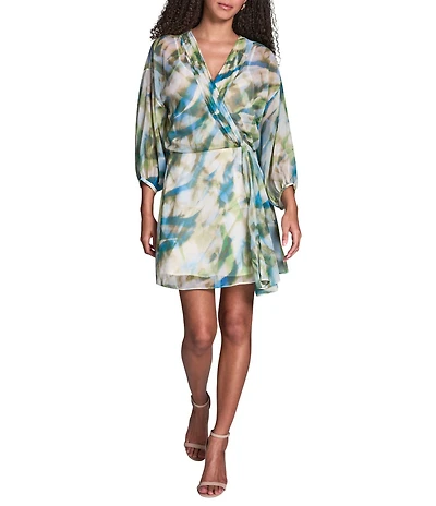 BCBG Printed Chiffon V-Neck 3/4 Sleeve Side Knot Shift Mini Dress