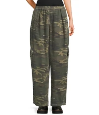 BDG Urban Outfitters Bobbi Camouflage Printed Woven Cargo Pants